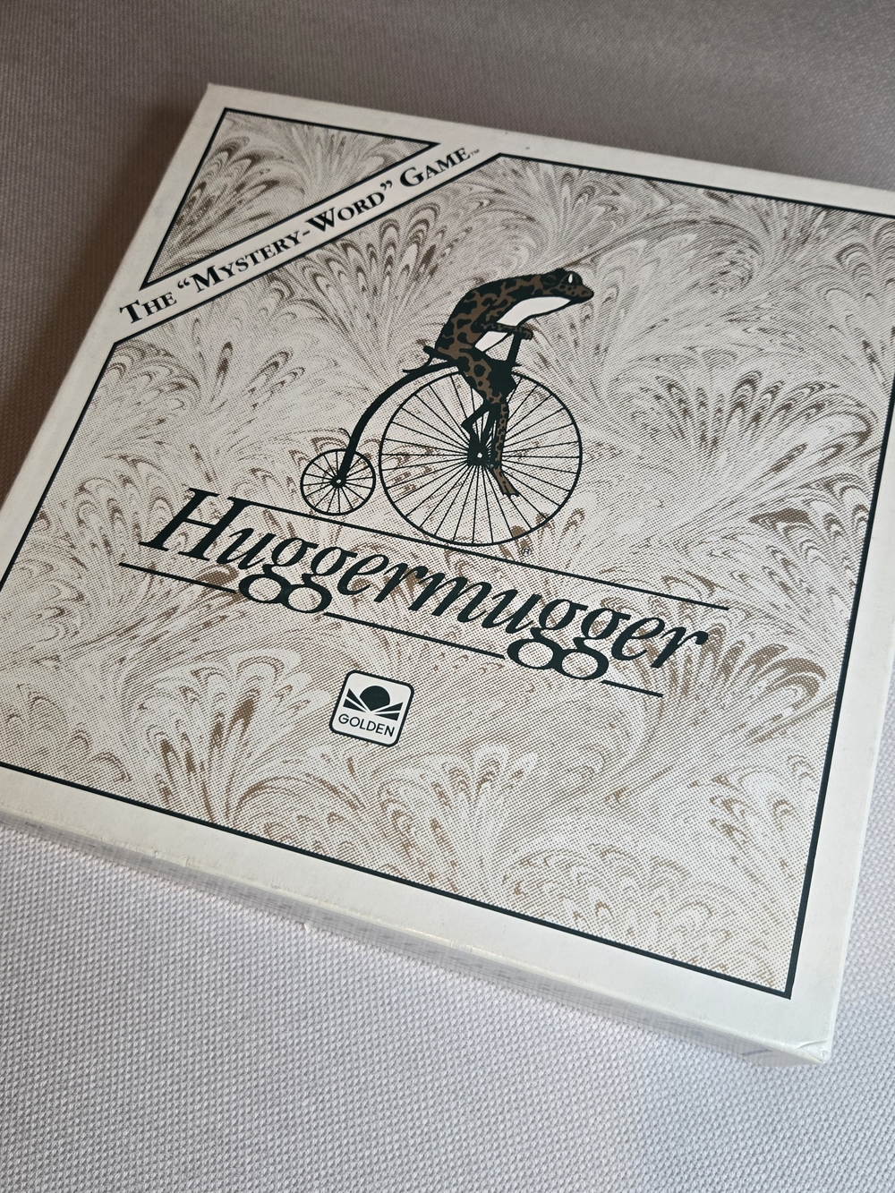 Huggermugger The Mystery Word Game Complete Board in Box Family Party Fun